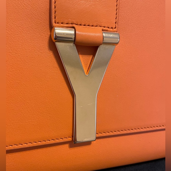 Yves Saint Laurent Classic Y Ligne Clutch Orange w/ Gold - Picture 13 of 13
